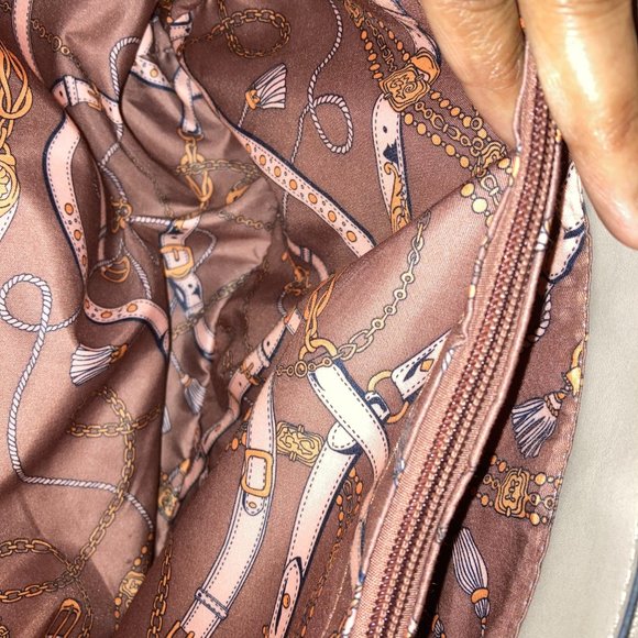 NWOT Large Gray Handbag/Purse - Picture 9 of 11